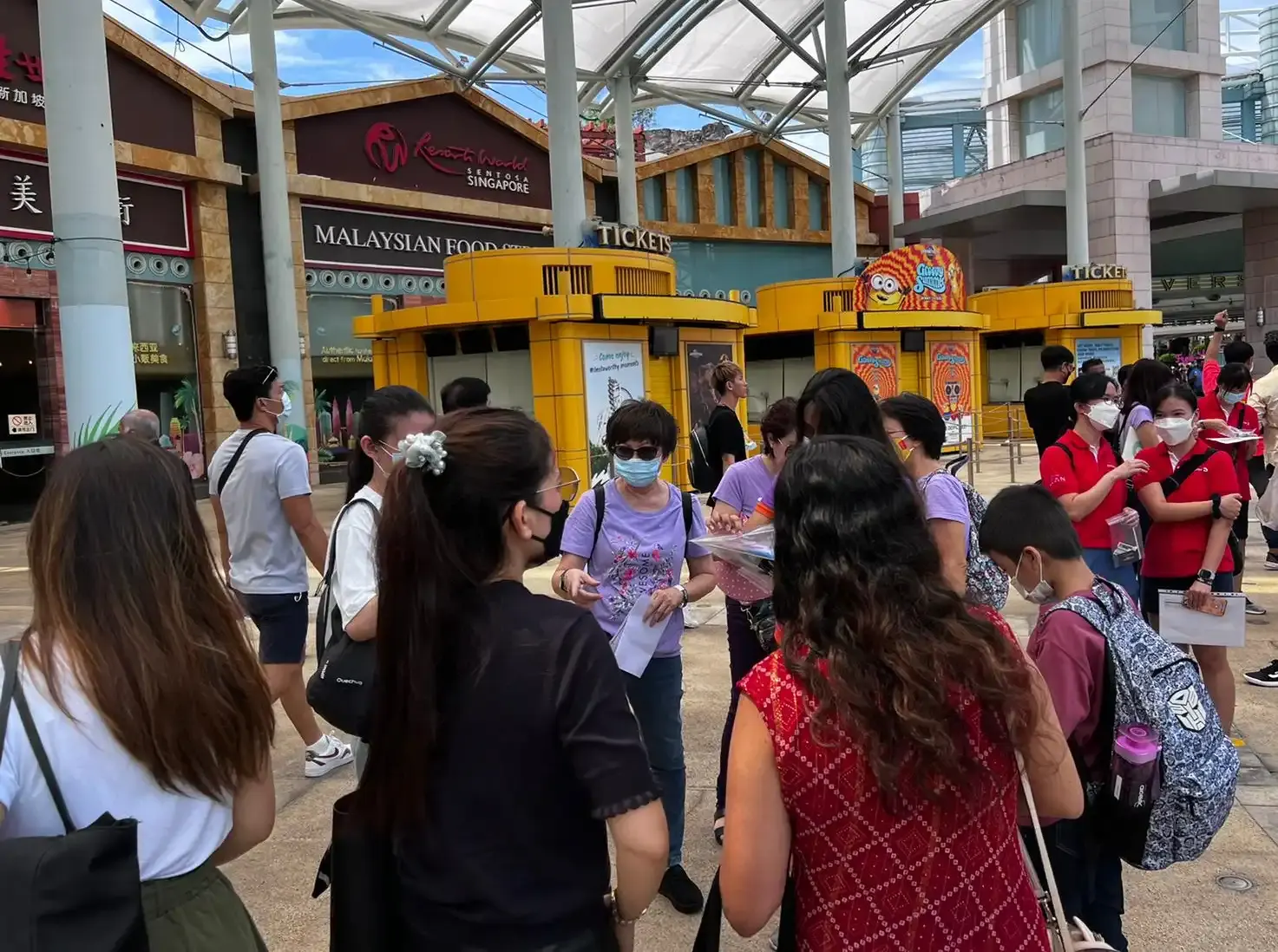 Group photo of all 74 participants from the Universal Studios trip
