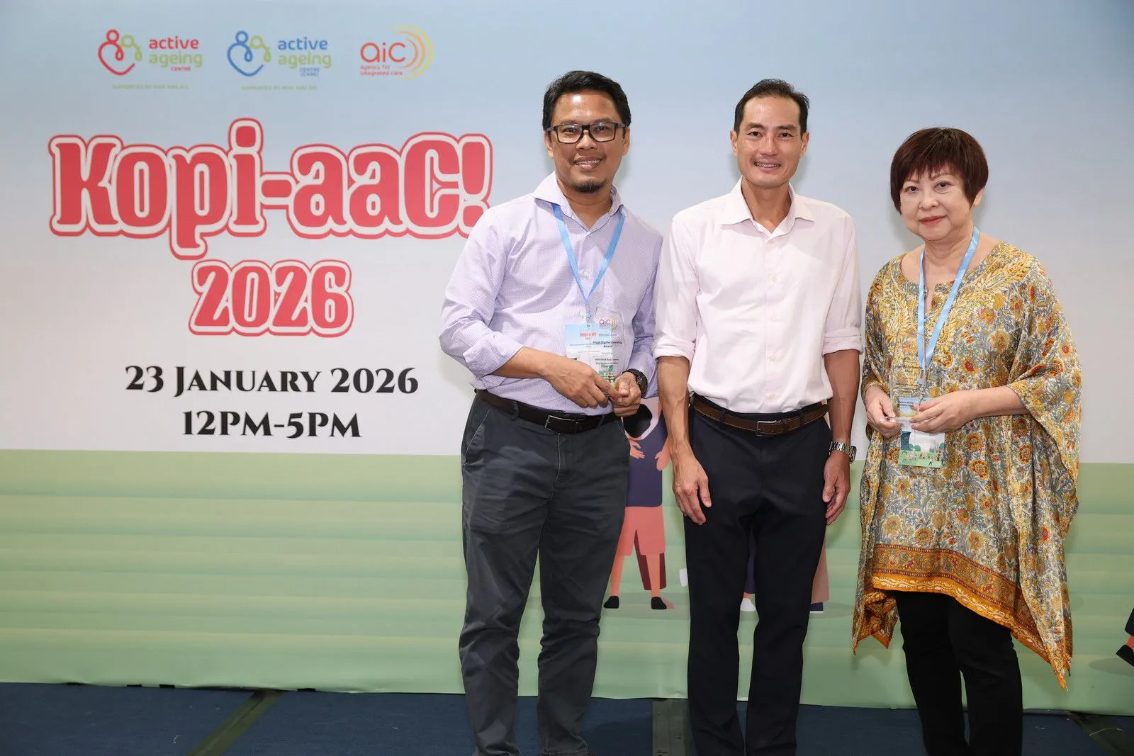 Sara Mei Woo receiving the award at KoPI AAC 2026