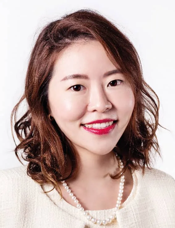 Dr Stephanie Young