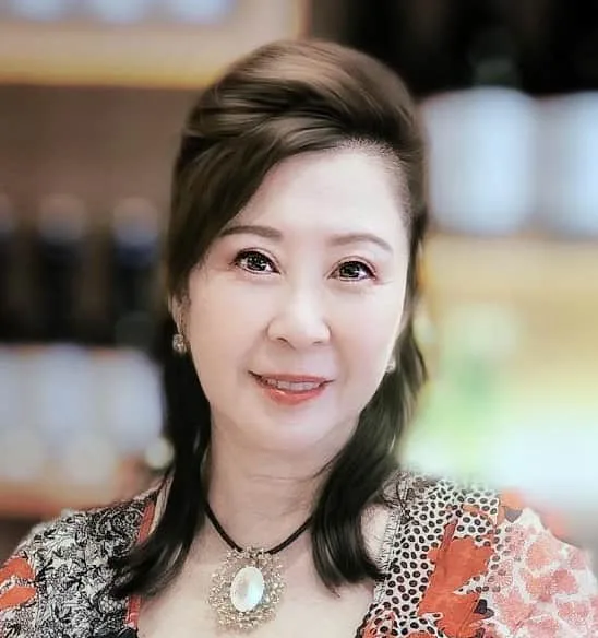 Photo from SWA elected the 4th President, Ms Lee Li Hua